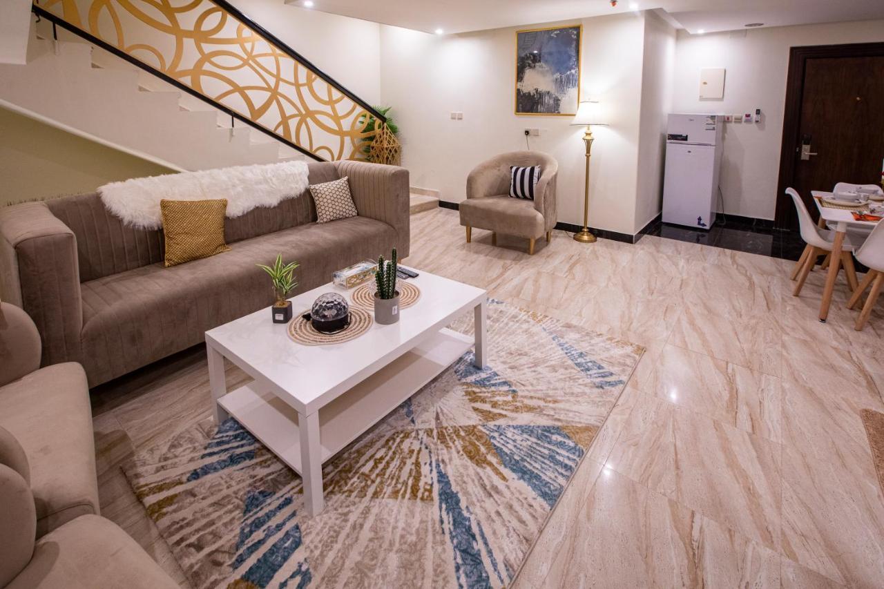 Olive Tree Hotel 타부크 외부 사진