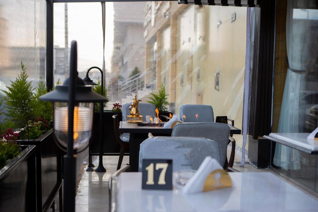 Olive Tree Hotel 타부크 외부 사진